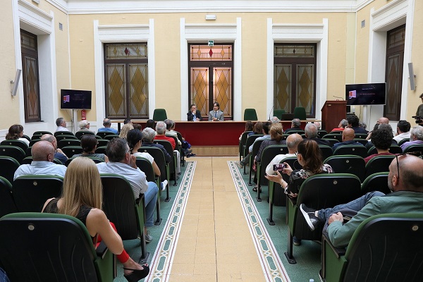 conferenza teatro siracusa