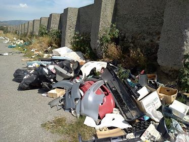 discarica cielo aperto s. gregorio