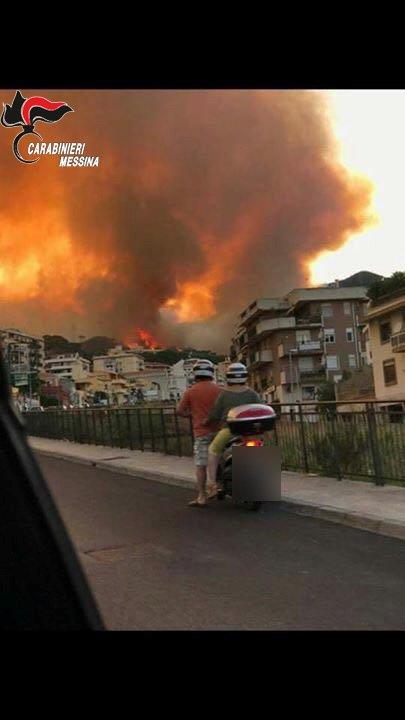 Incendio Messina