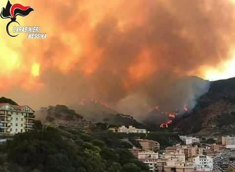 Incendio Messina
