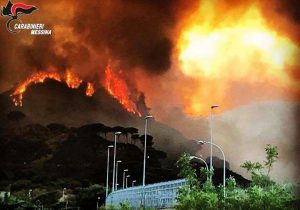 Incendio Messina 