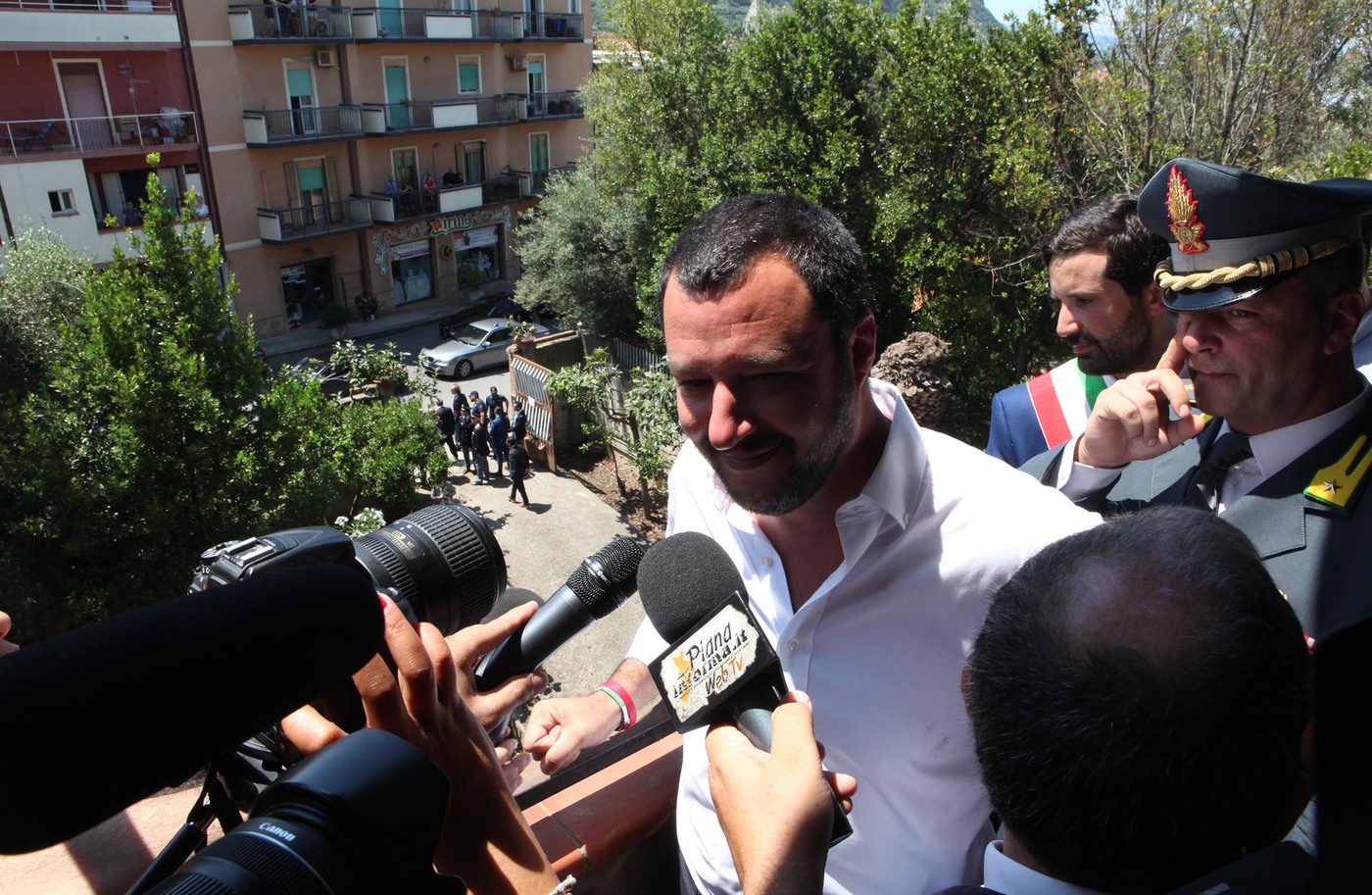 Ministro matteo Salvini inaugura bene confiscato alla ‘ndrangheta