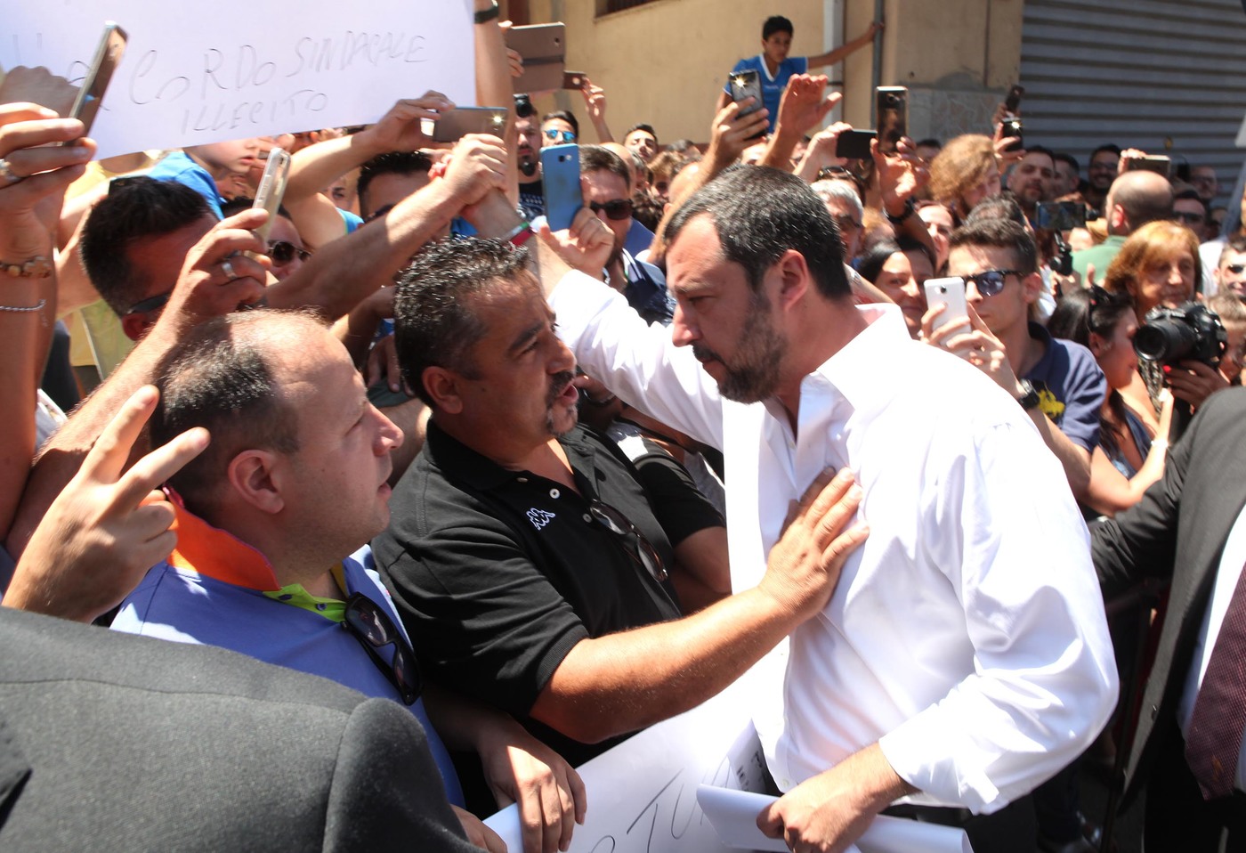 Ministro matteo Salvini inaugura bene confiscato alla ‘ndrangheta