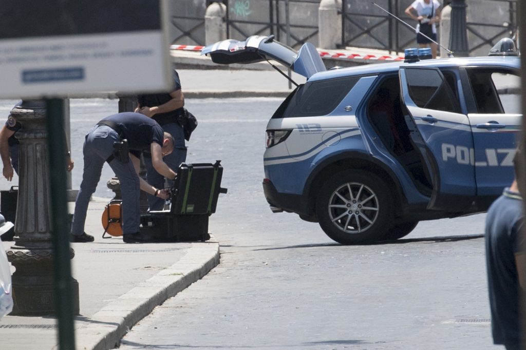 allarme bomba roma