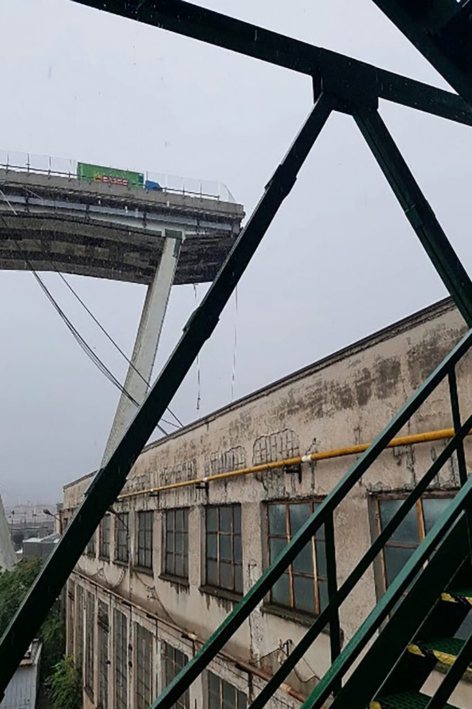 crollo ponte genova