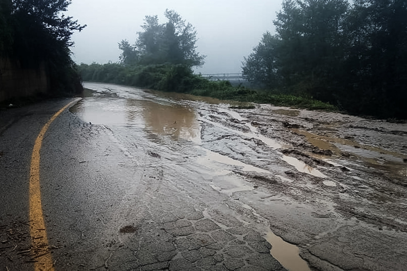 Maltempo Calabria, temporali e allagamenti a Lamezia