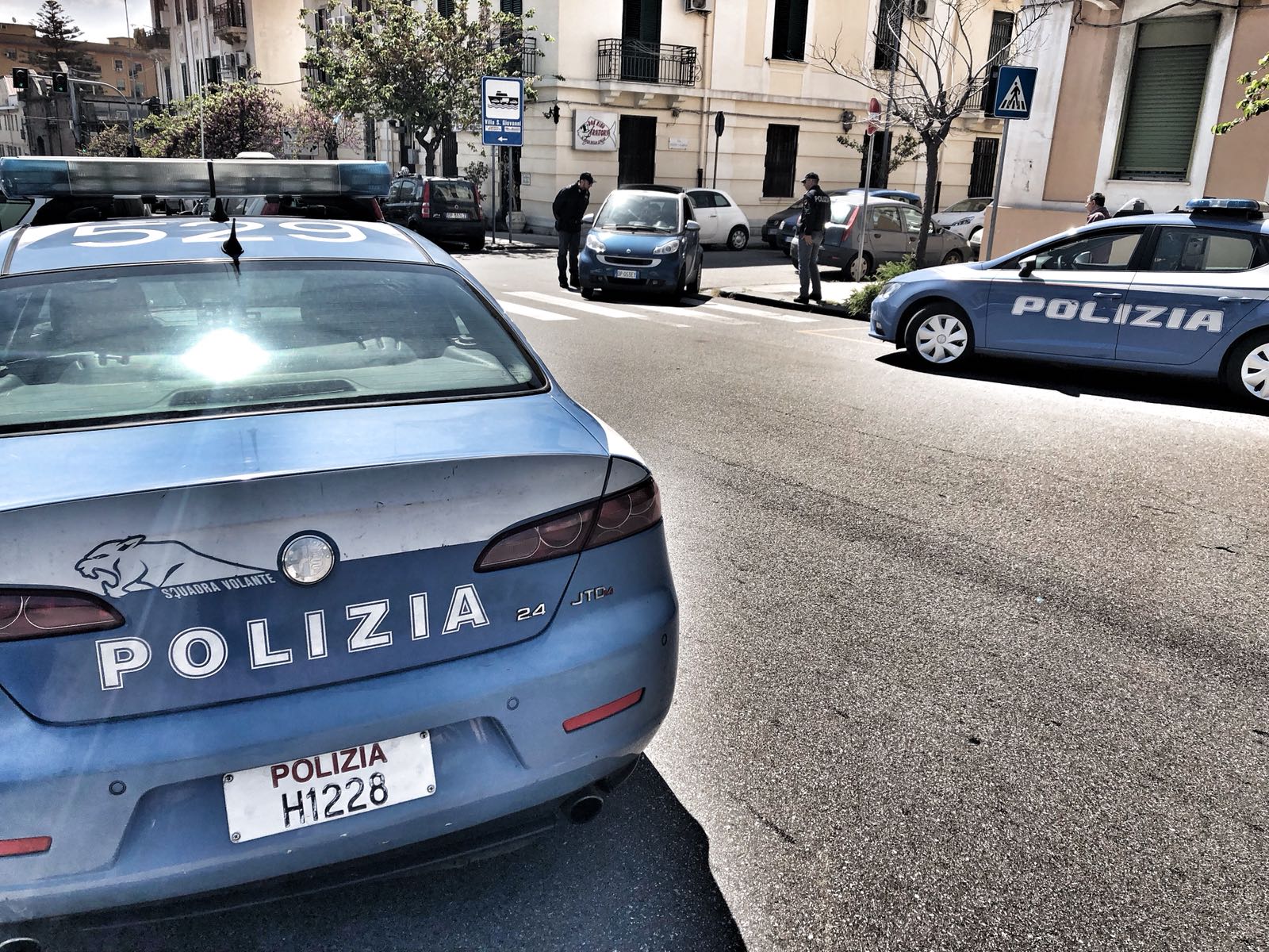 polizia messina auto