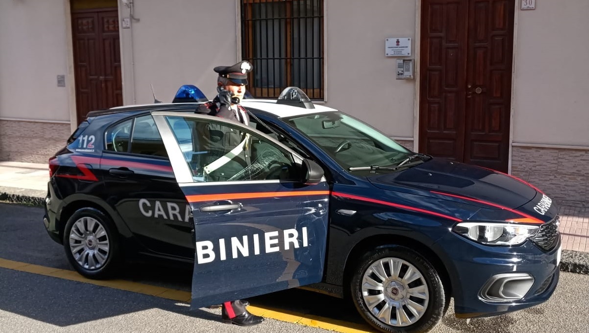 auto carabinieri