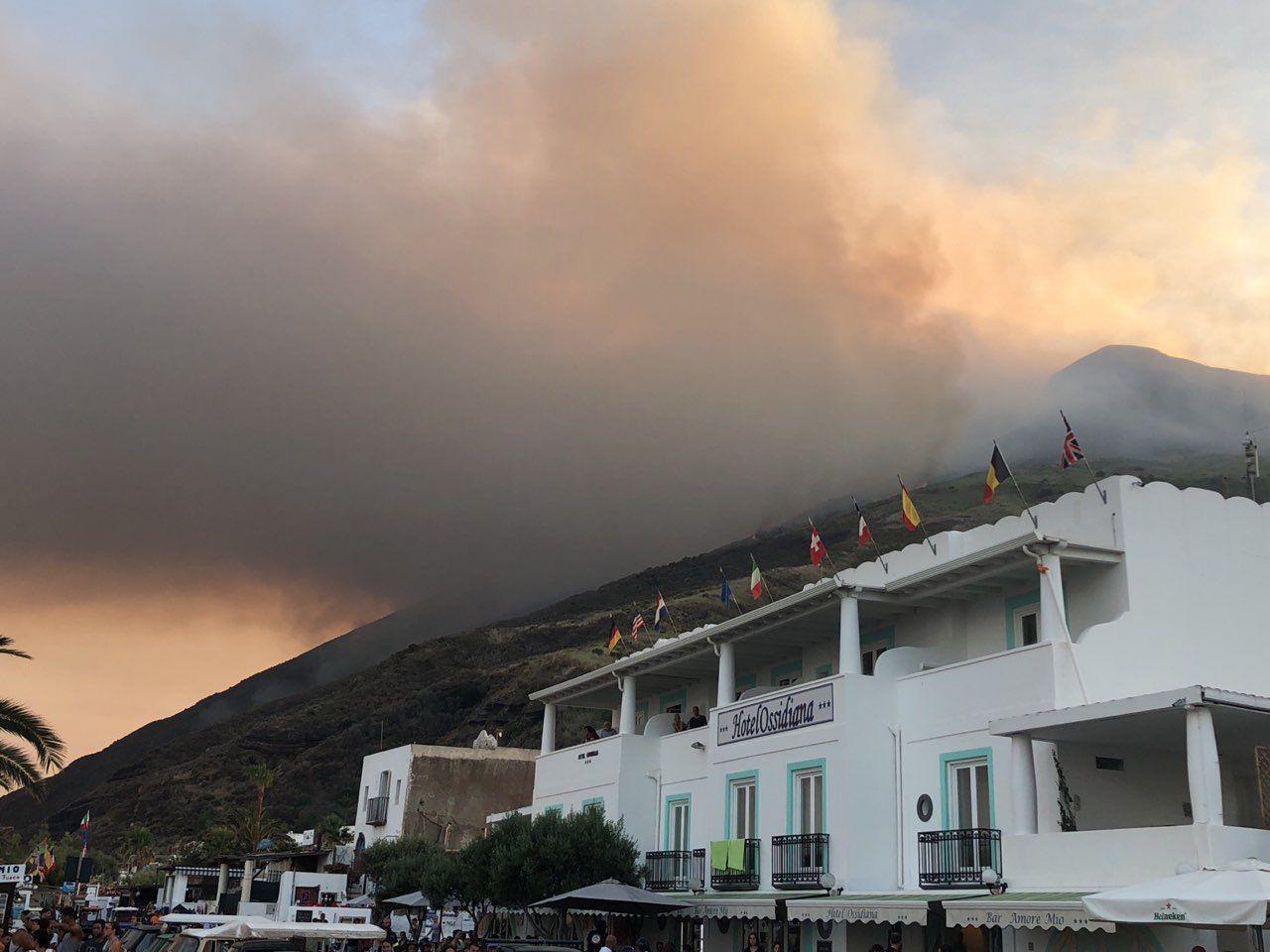 esplosione stromboli 3 luglio 2019 (3)