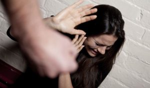 violenza moglie
