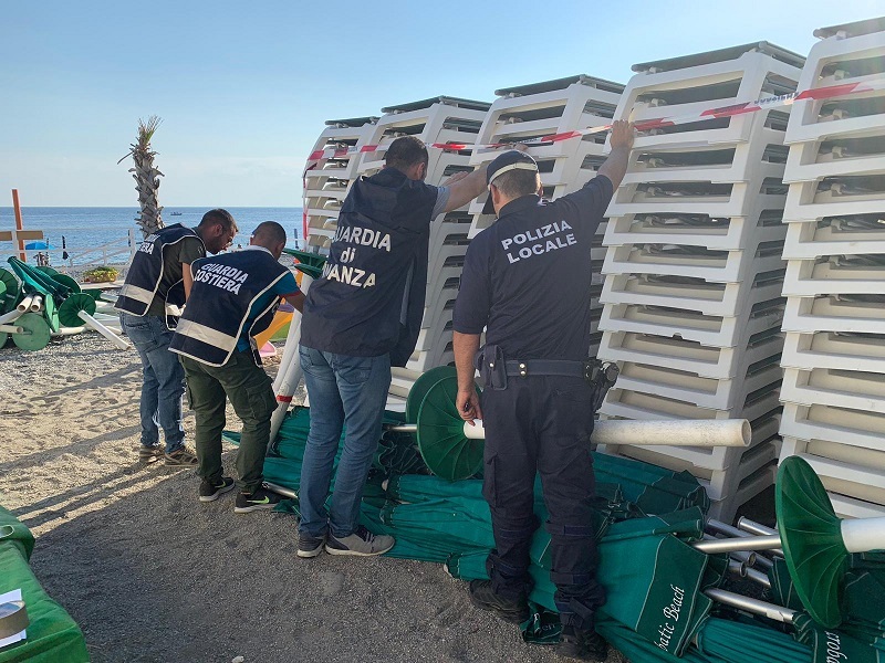 attrezzature sotto sequestro a Melito Porto salvo