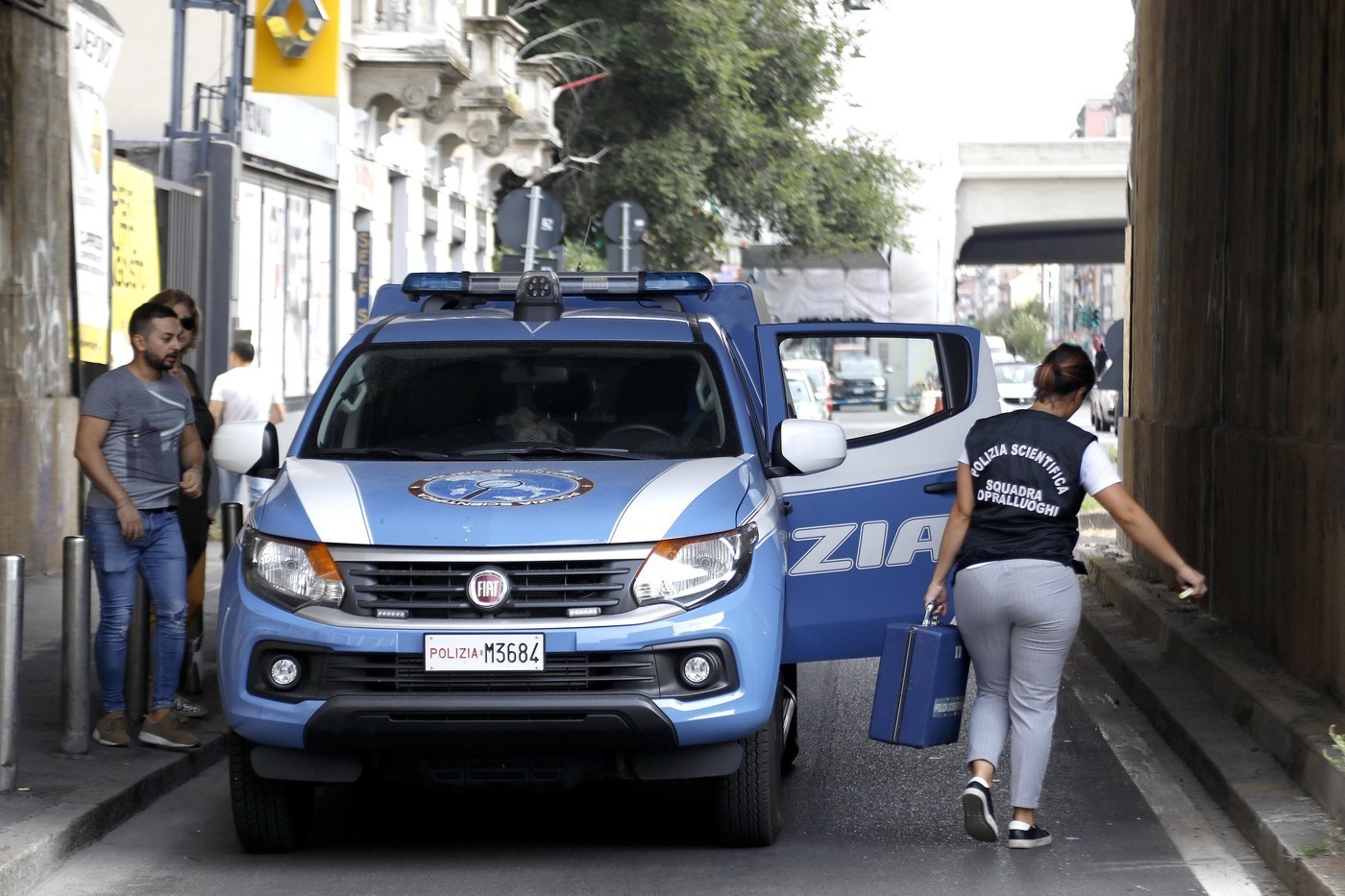 Omicidio a Milano, ragazzo accoltellato in viale Monza: la polizia sul posto