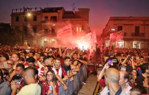 tifosi reggina piazza duomo