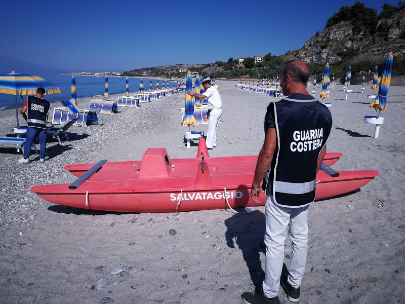 sequestro attrezzature a Marina San Lorenzo