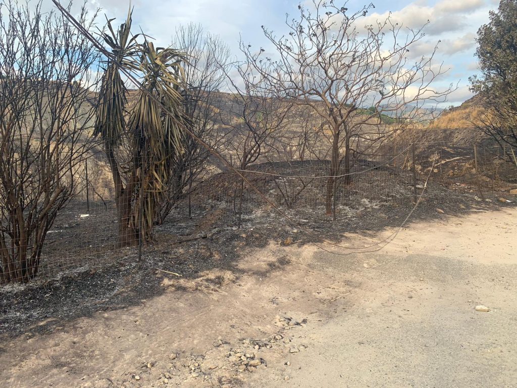 incendio contrada morloquio