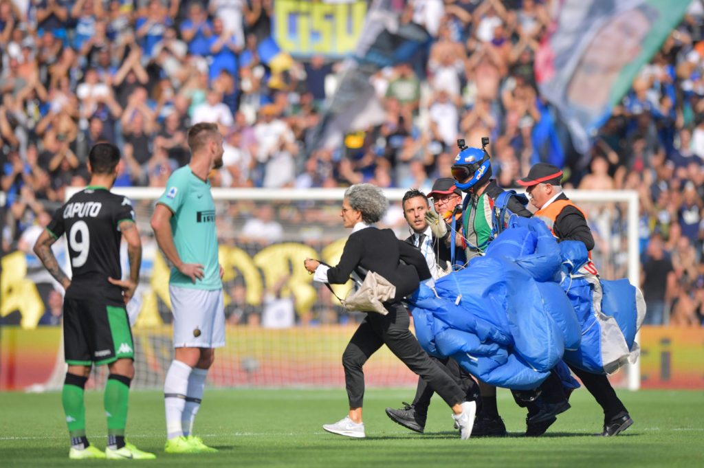 paracadutista Sassuolo Inter