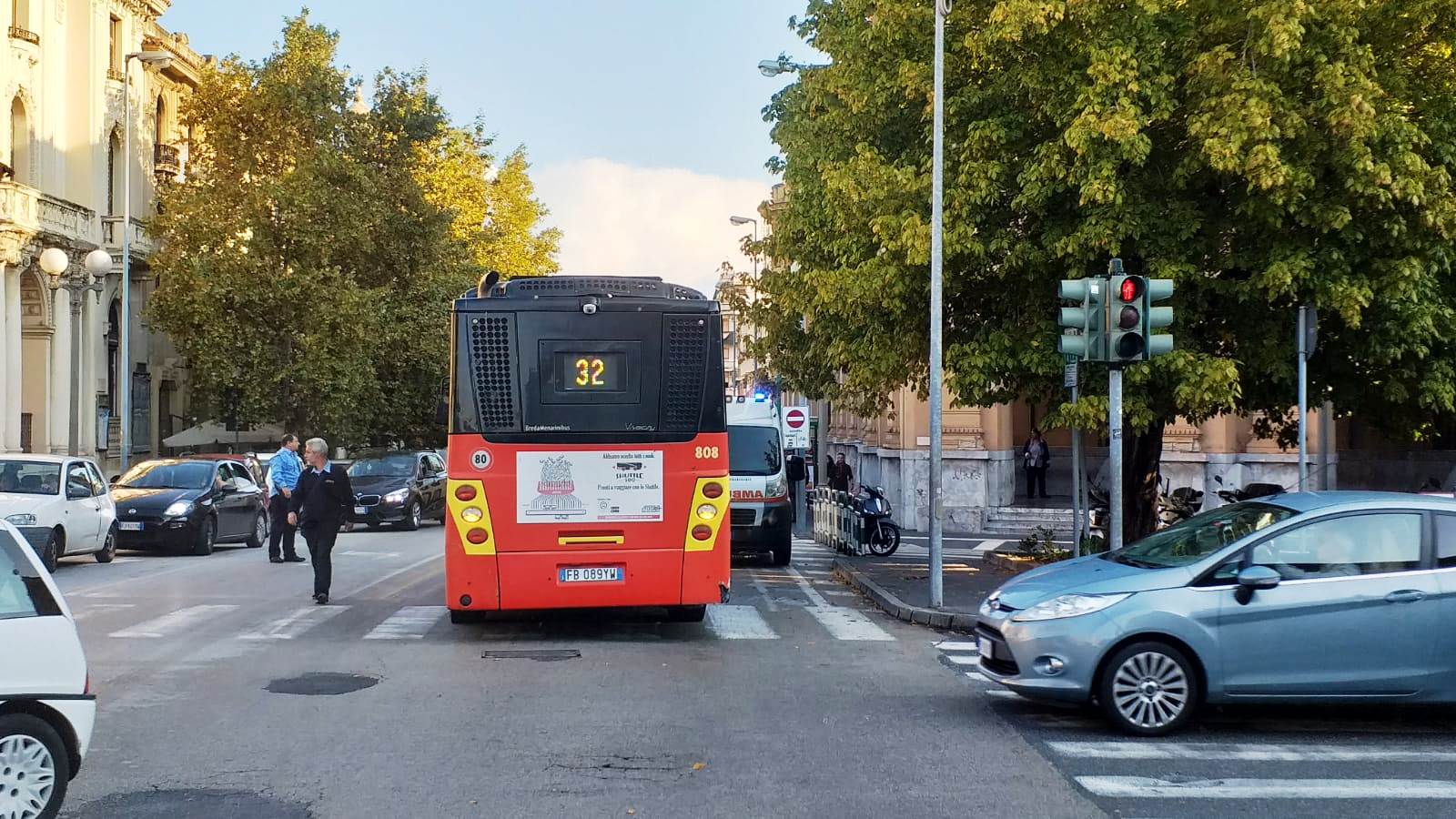 messina incidente piazza antonello