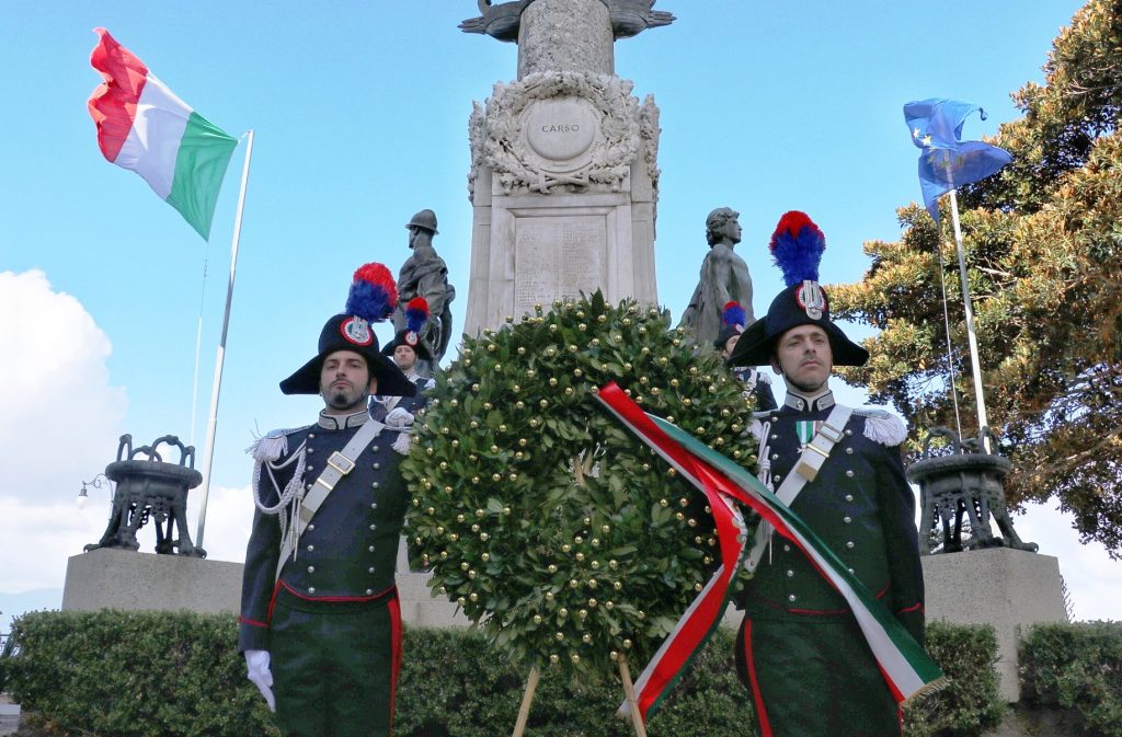 4 novembre monumento ai caduti