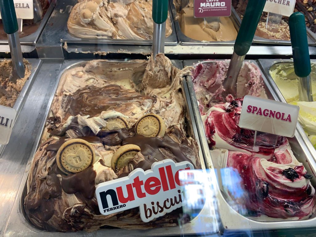 gelato nutella biscuits