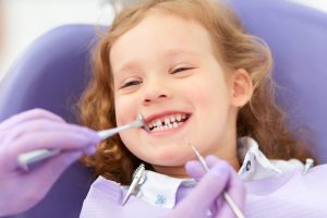 bimba dentista bambini