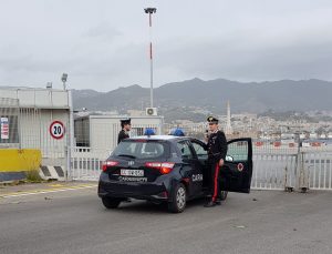 carabinieri porto messina