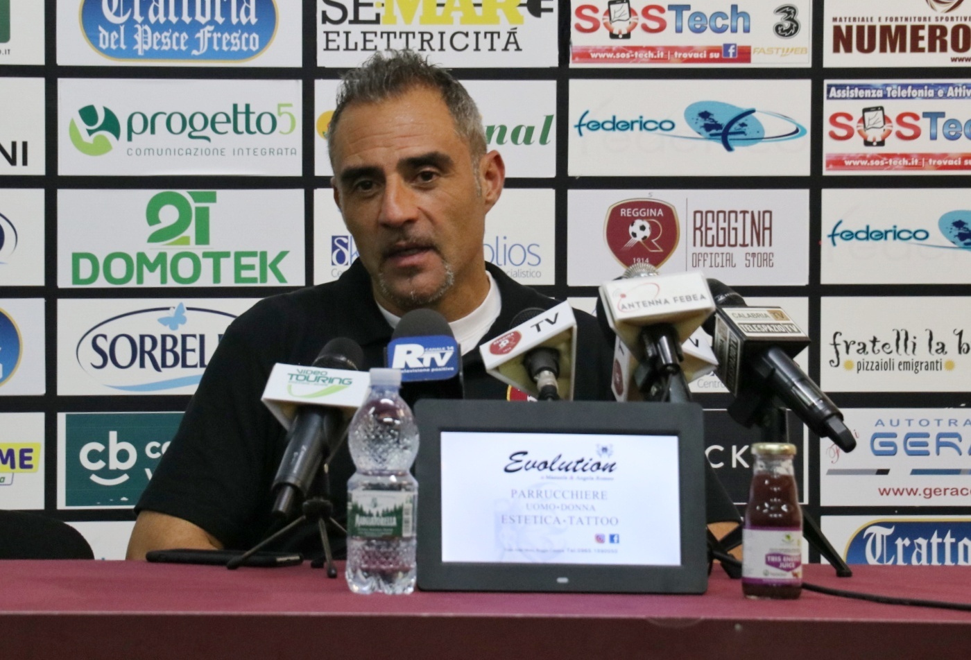 conferenza stampa (2)