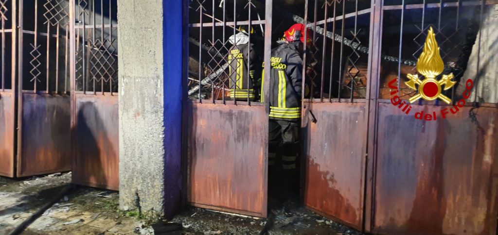 incendio san pier niceto
