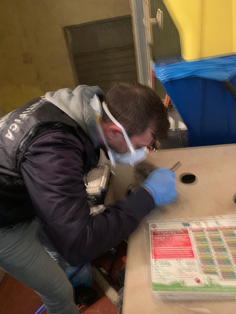 klaus davi casa archi