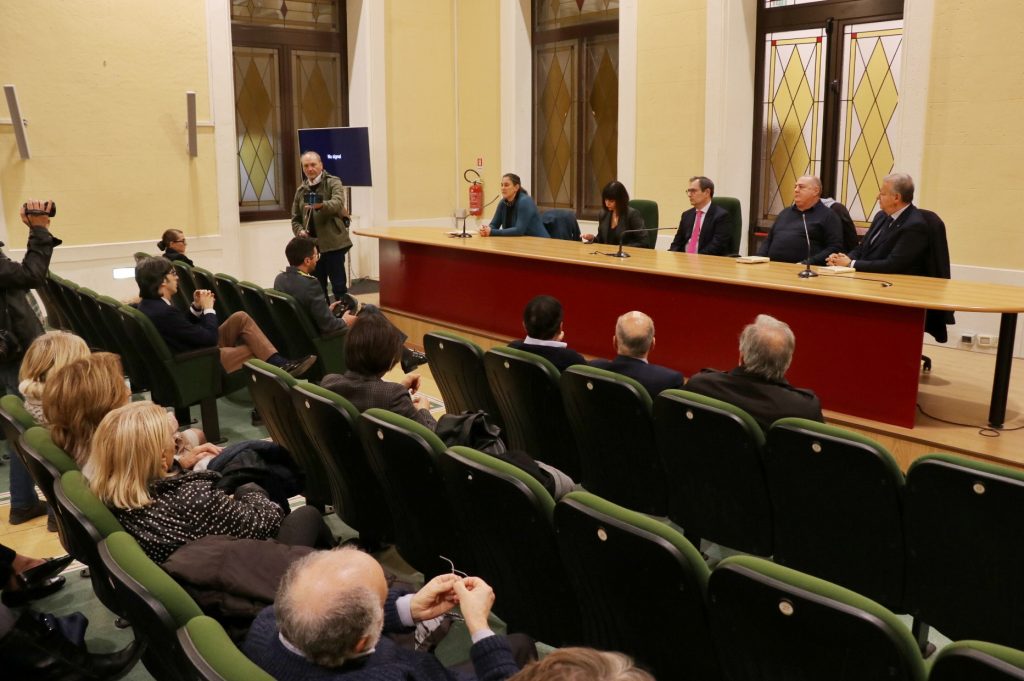 LIBRO LIBERI DI SCEGLIERE (