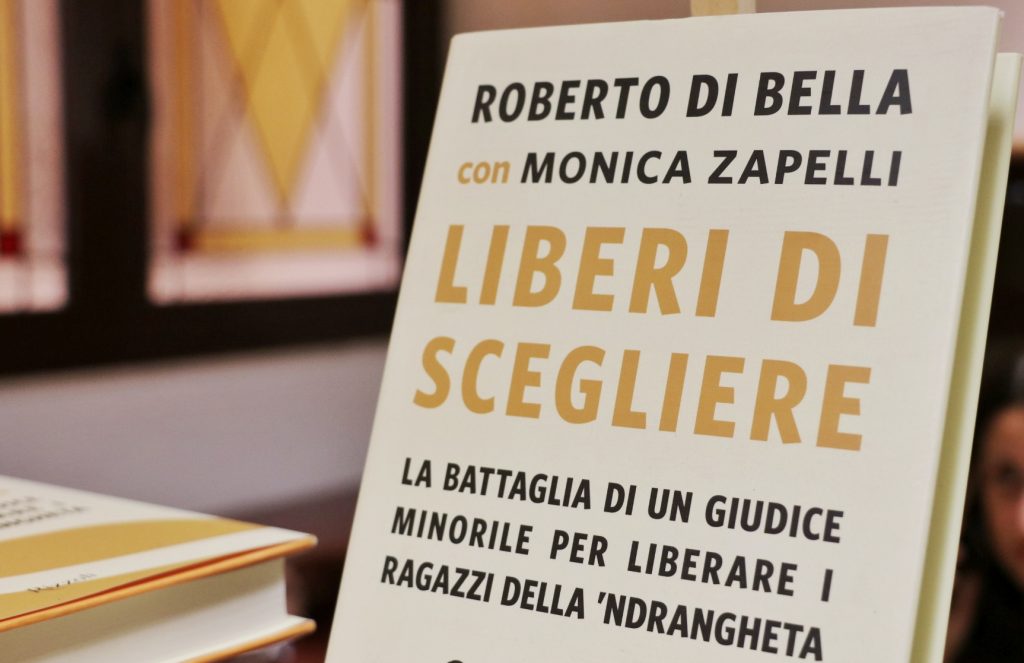 LIBRO LIBERI DI SCEGLIERE (