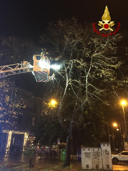 interventi vigili del fuoco messina 5 dicembre 2019