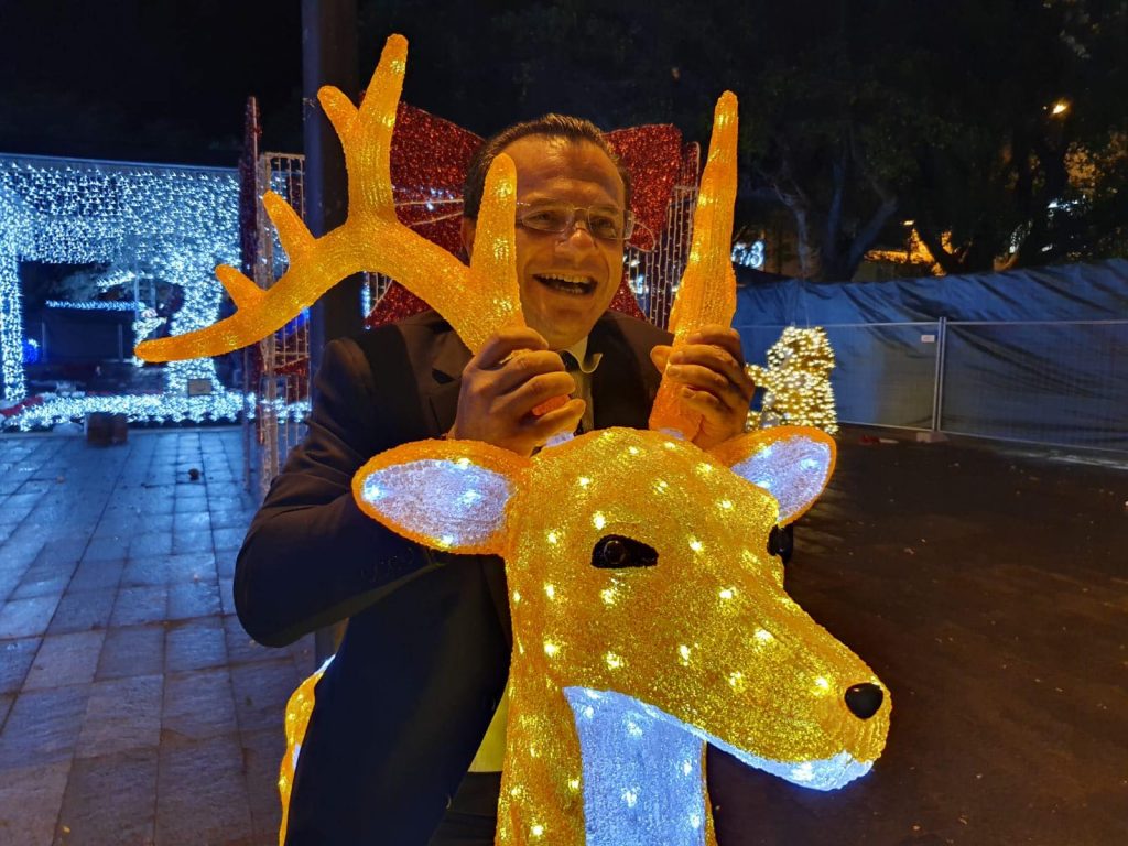 natale piazza cairoli messina