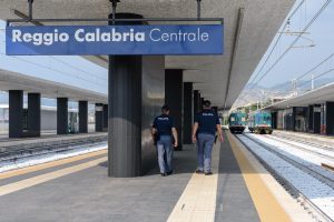 polizia stazione reggio calabria
