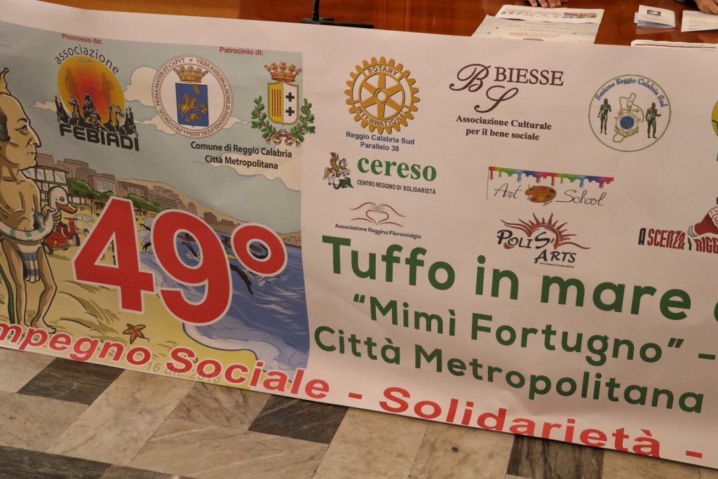 presentazione tuffo mare capodanno