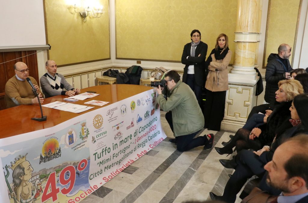 presentazione tuffo mare capodanno