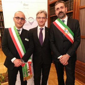 De Caprio, Mangialavori Macrì