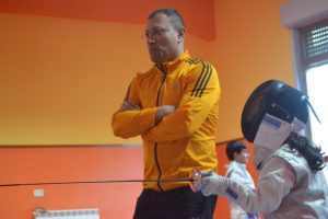 Il maestro Letterio Cutugno con gli allievi del CLUB SCHERMA 1 MESSINA
