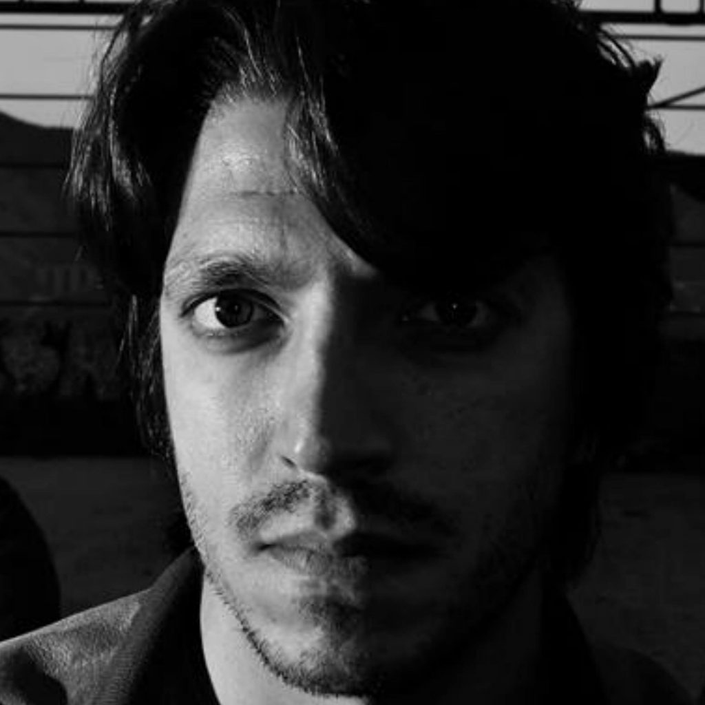 Luciano Panama messina guerra e amore