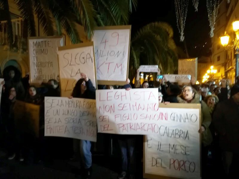 manifestazione anti salvini lamezia