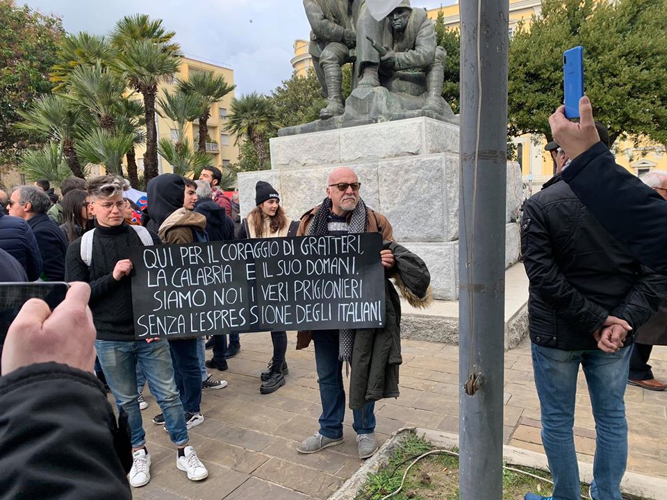 manifestazione gratteri catanzaro