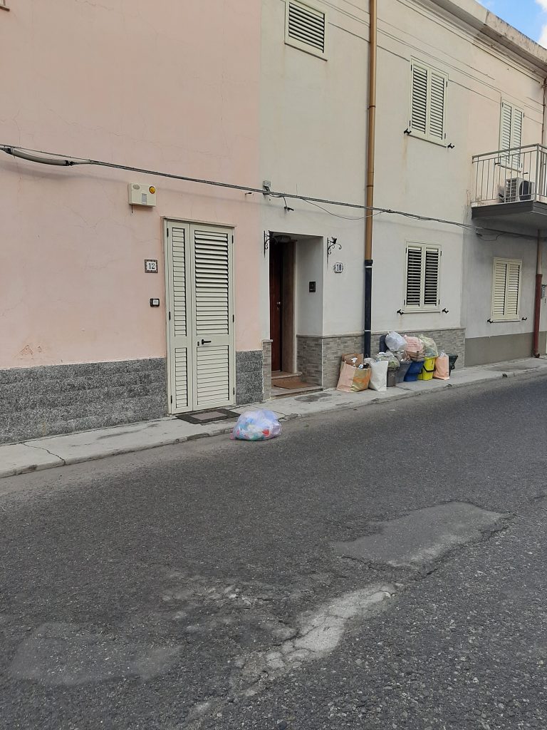 rifiuti pellaro