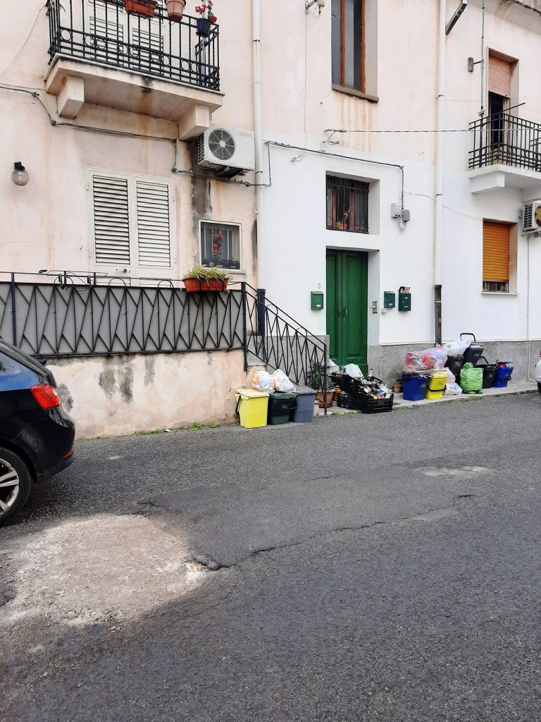 rifiuti pellaro