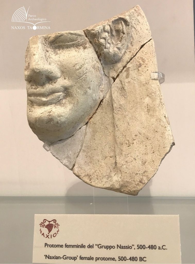 Protome femminile del Gruppo Nassio (500-480 a.C.)