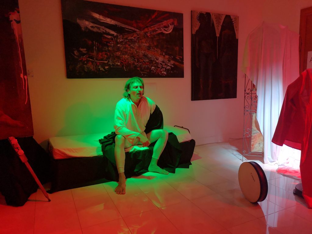 eros salonia