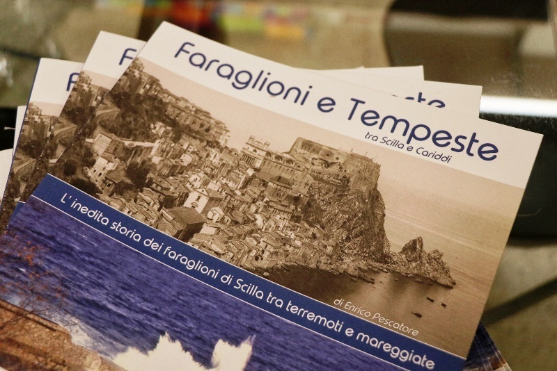 presentazione libro faraglioni