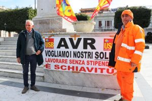 protesta lavoratori Avr villa