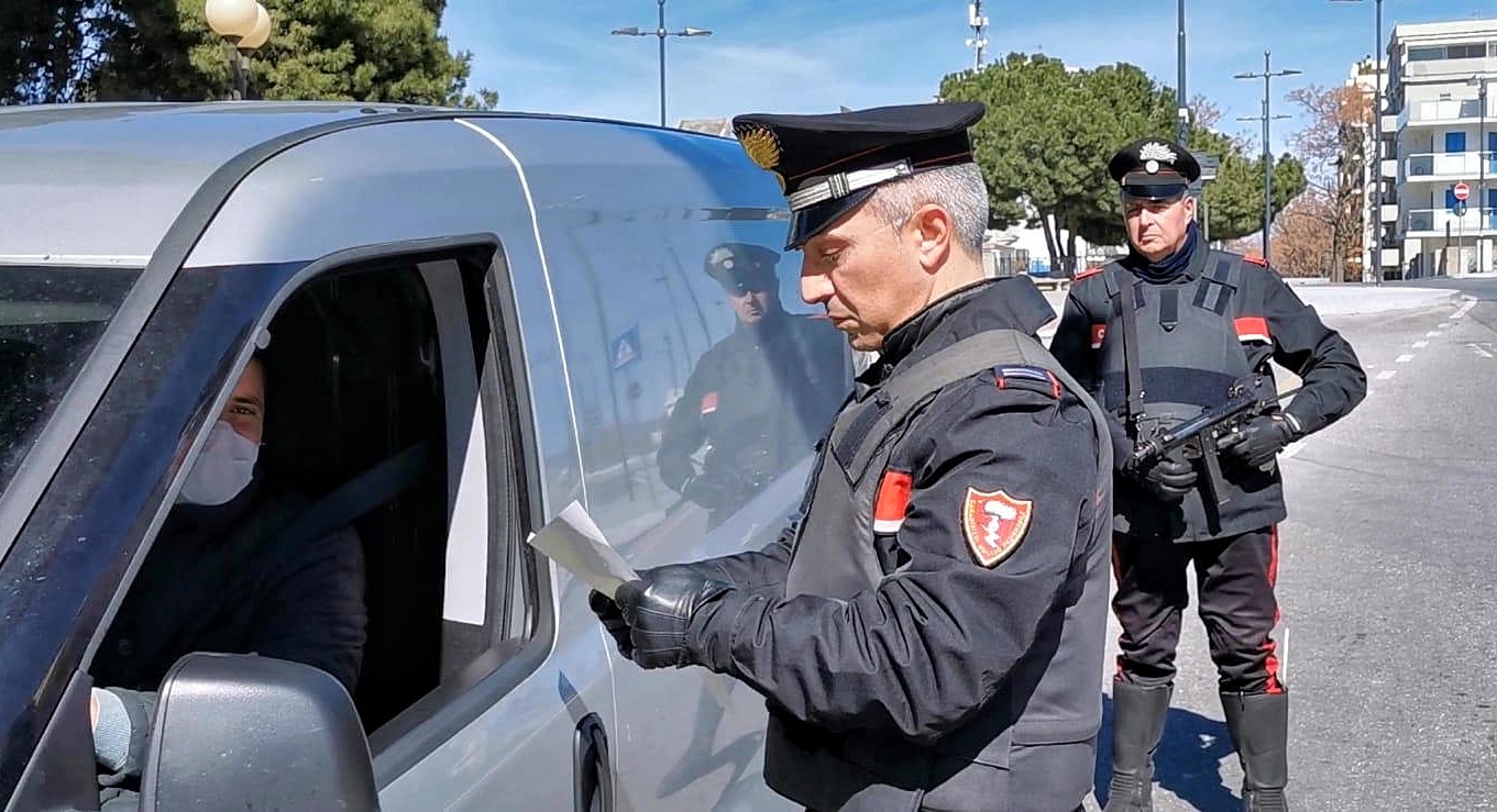 controlli carabinieri coronavirus (1)