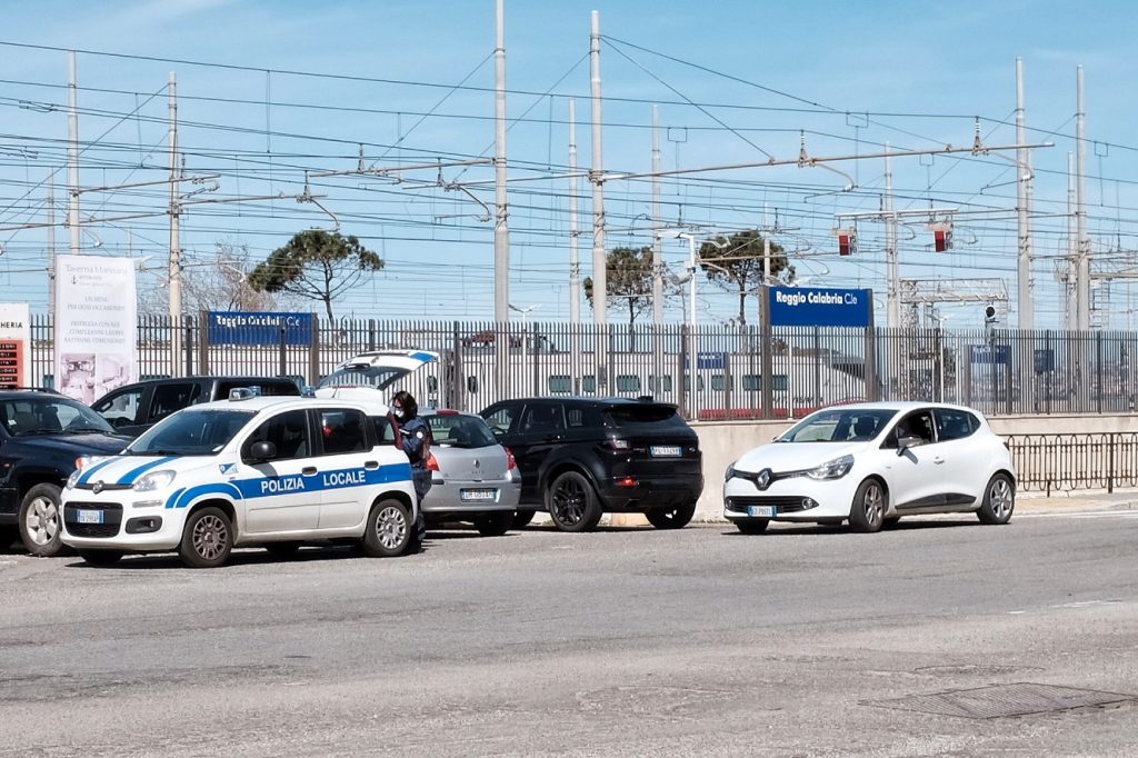 controlli coronavirus polizia municipale