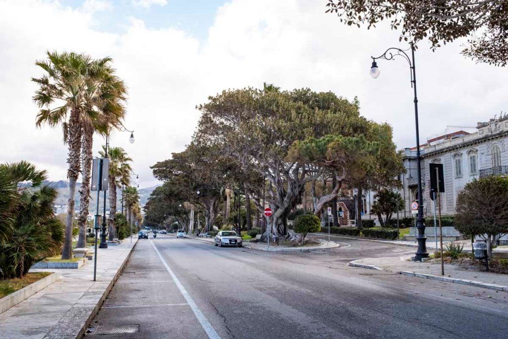 reggio calabria lungomare falcomatà parcheggi blu