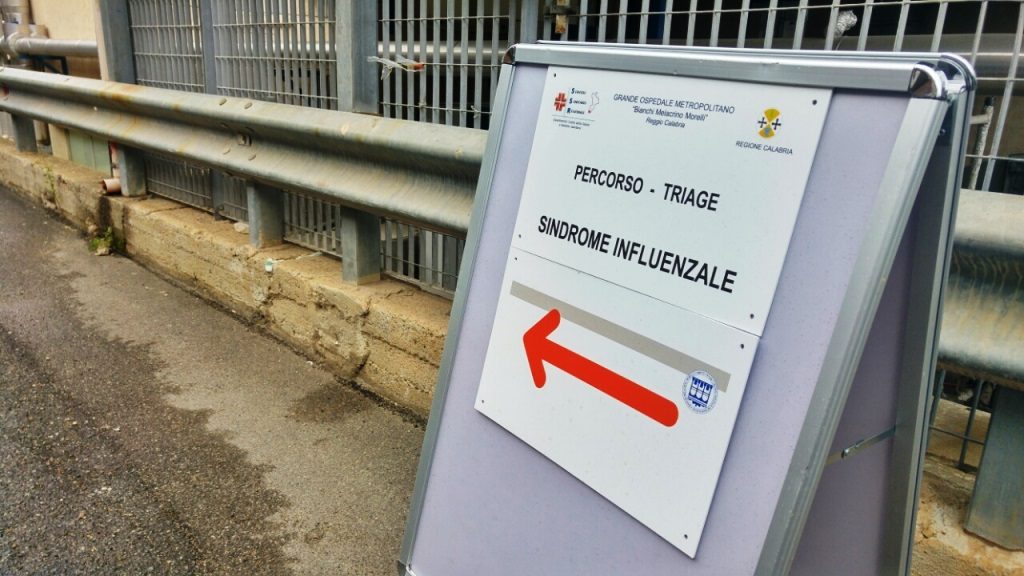 tenda protezione civile ospedali riuniti